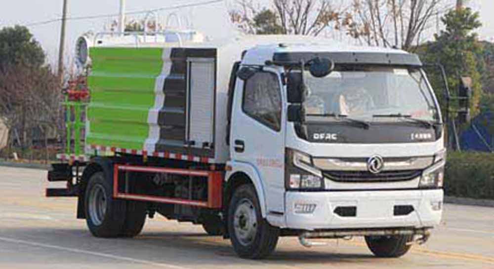 6-7方霧炮抑塵車(chē)(射程30-50米)