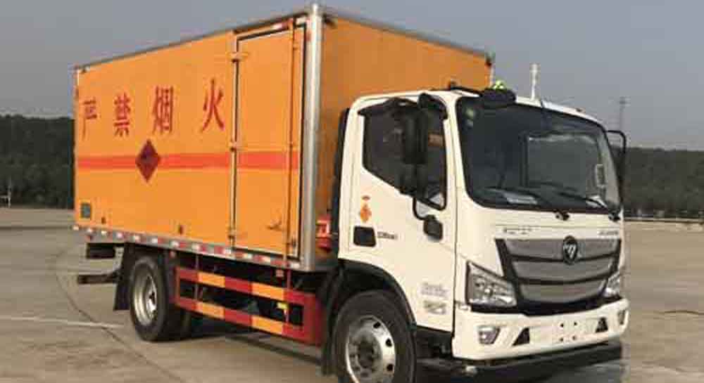爆破器材運(yùn)輸車