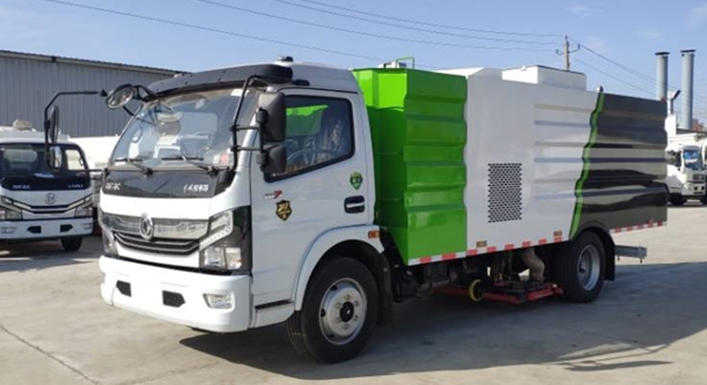 東風(fēng)D7吸塵車