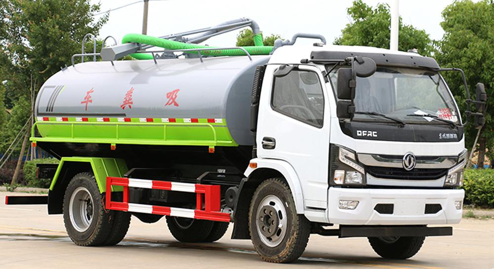 東風D7吸糞車