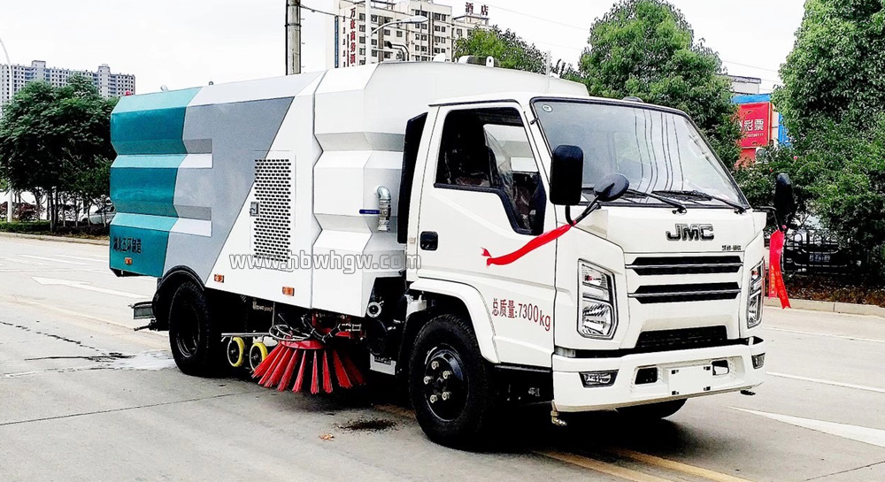 江鈴新順達洗掃車