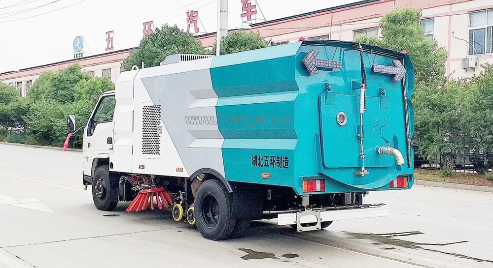 江鈴新順達洗掃車