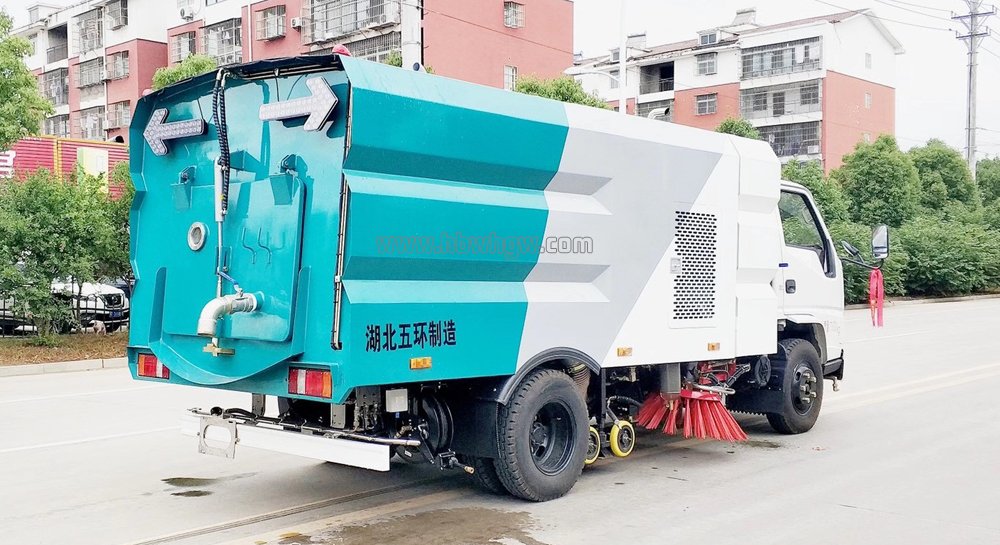 江鈴新順達洗掃車