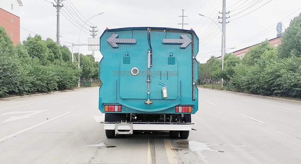 江鈴新順達洗掃車