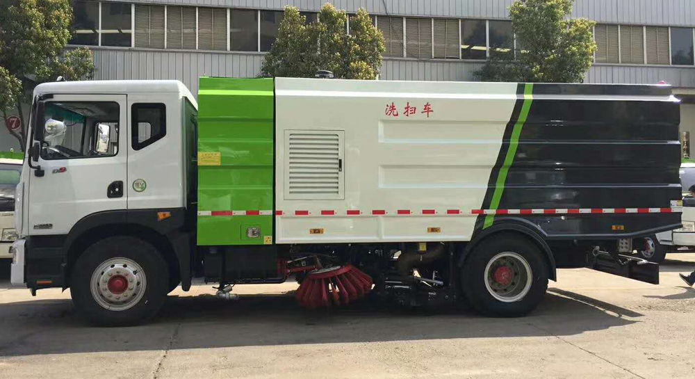 東風D9洗掃車